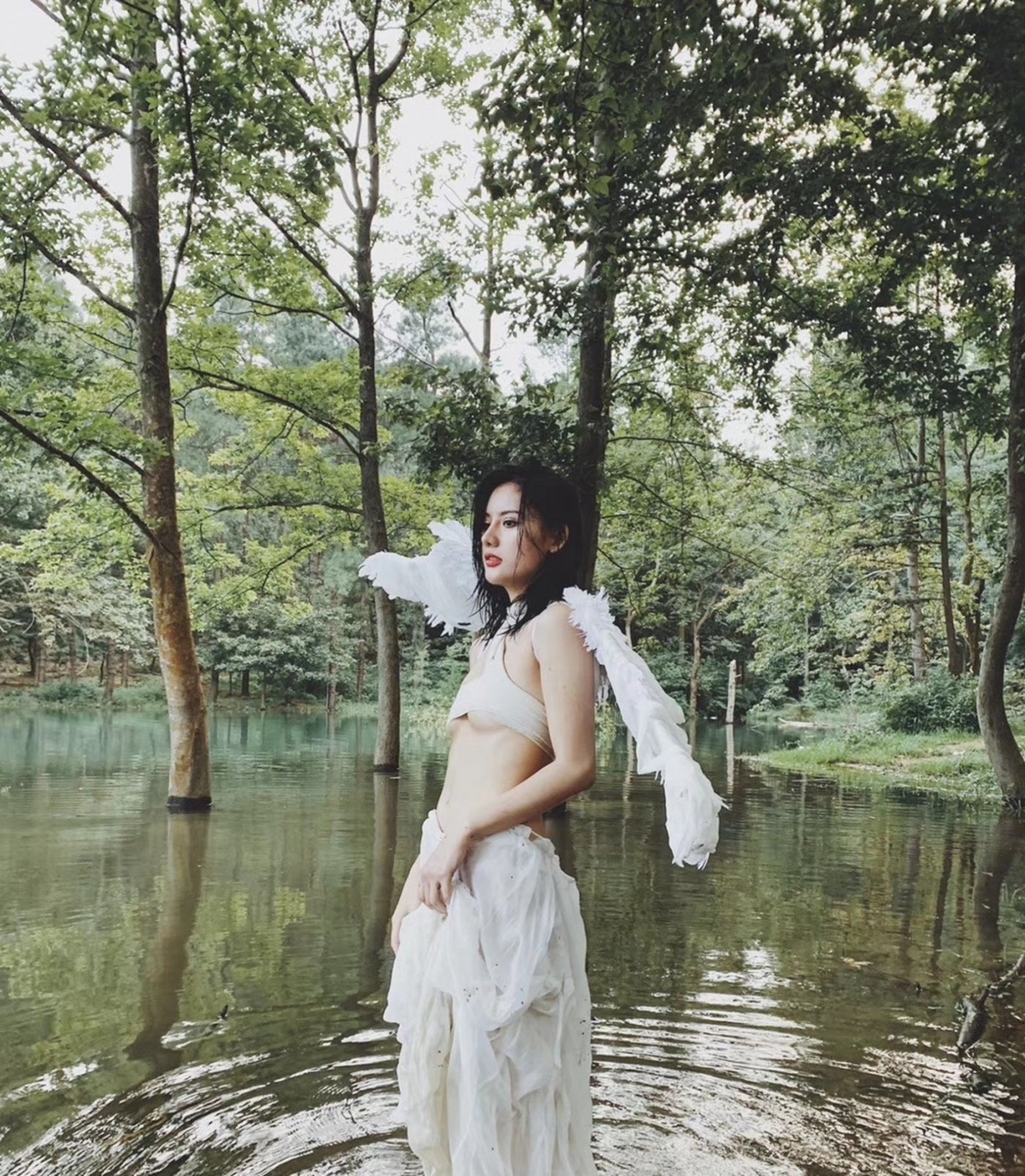 名模阿朱大尺度私拍套读 - 人体摄影